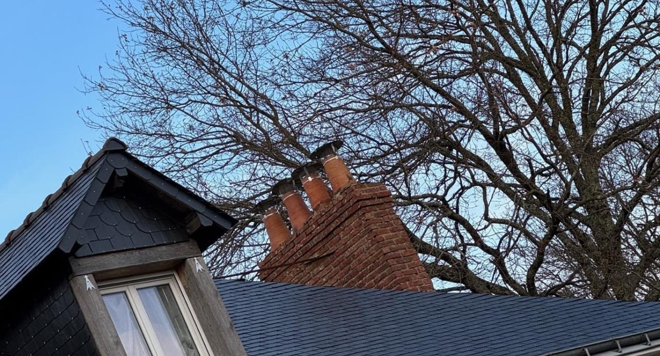 Hydrofugation de toiture et Pose de chapeau de cheminée